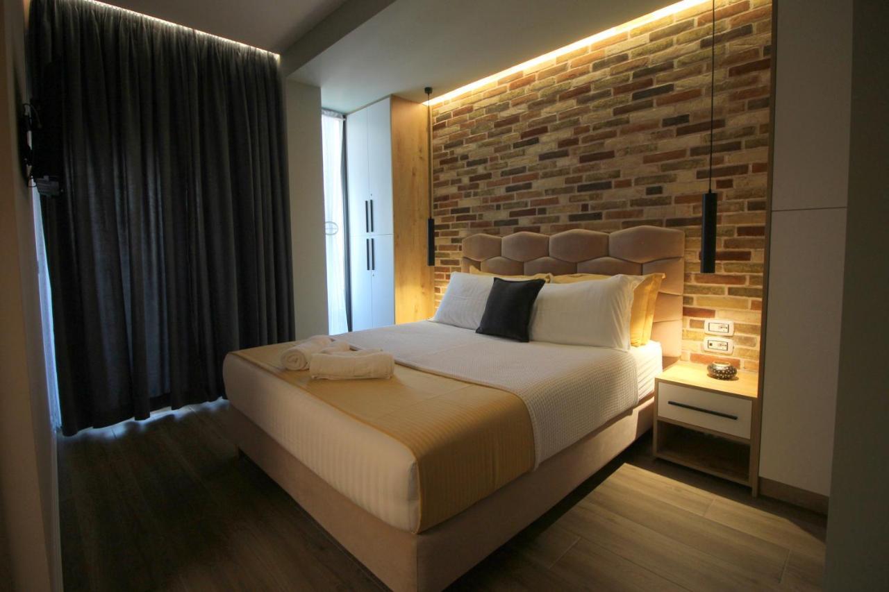 Ngjela Apartments ซารานเดอ ภายนอก รูปภาพ