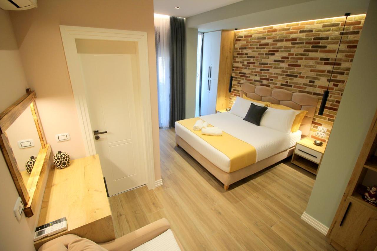 Ngjela Apartments ซารานเดอ ภายนอก รูปภาพ