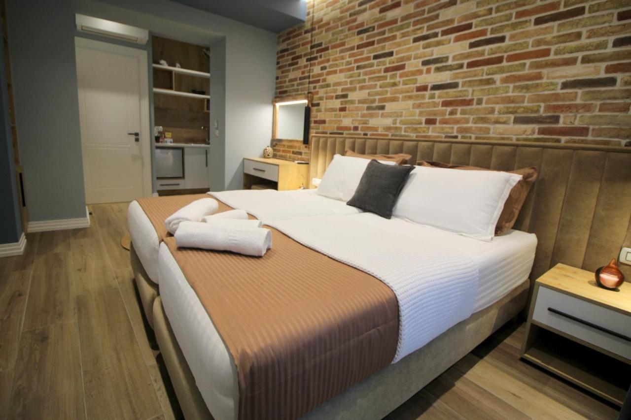 Ngjela Apartments ซารานเดอ ภายนอก รูปภาพ